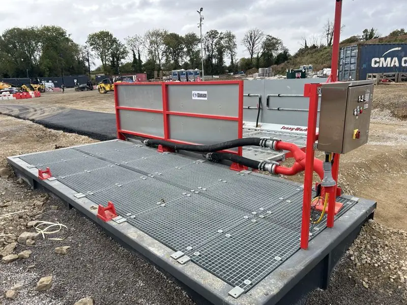 SiteWash with its galvanized steel tank